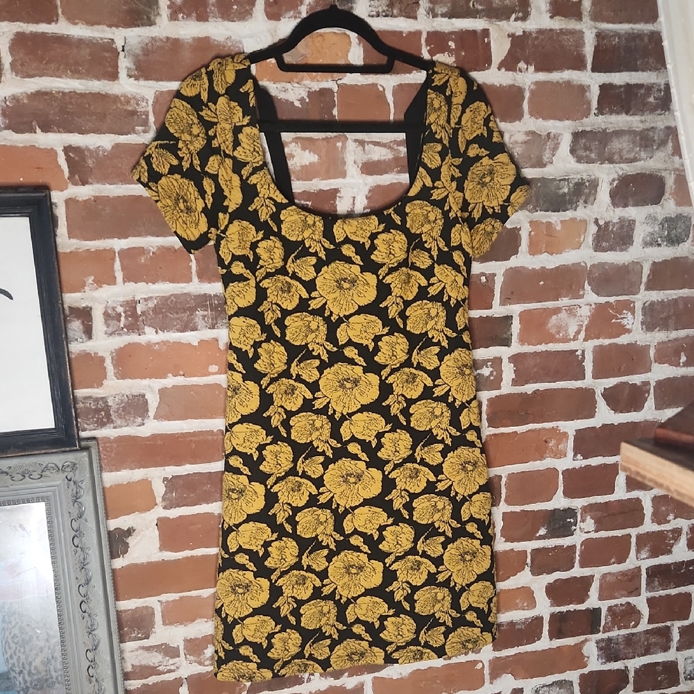 Maeve by Anthropologie Black and Gold Mini Dress